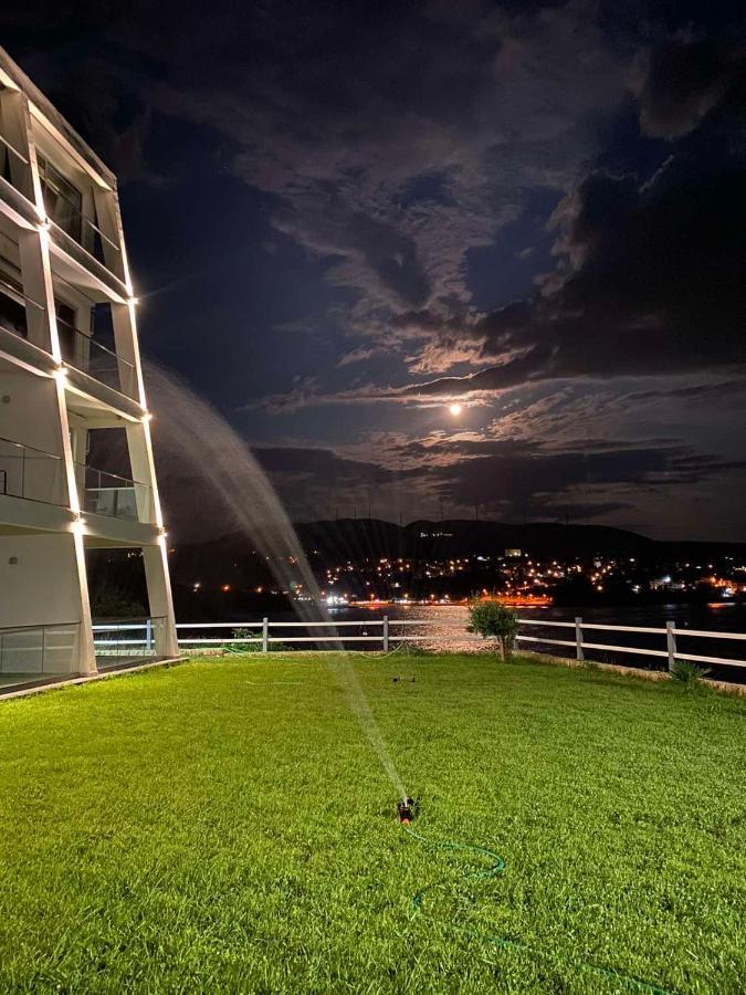 Apartments Komina Утьеха Экстерьер фото