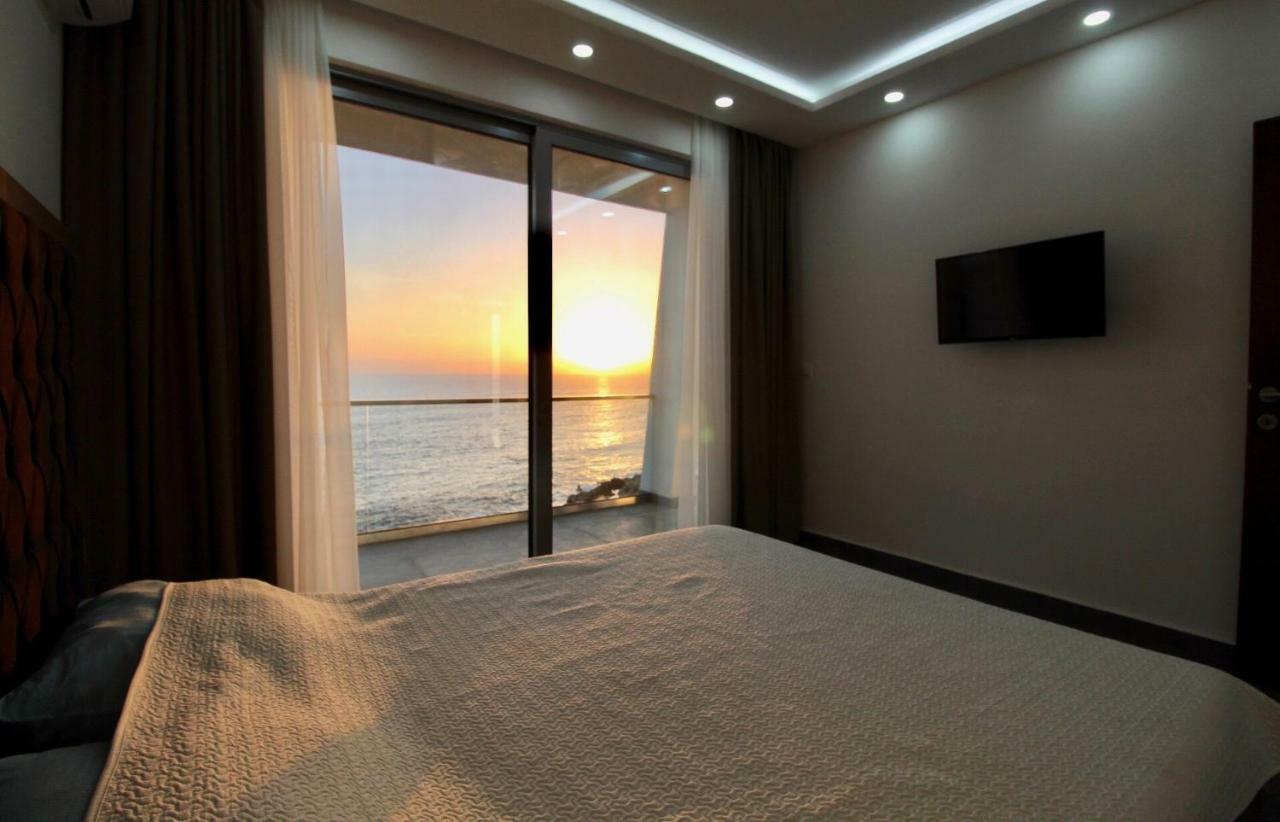 Apartments Komina Утьеха Экстерьер фото